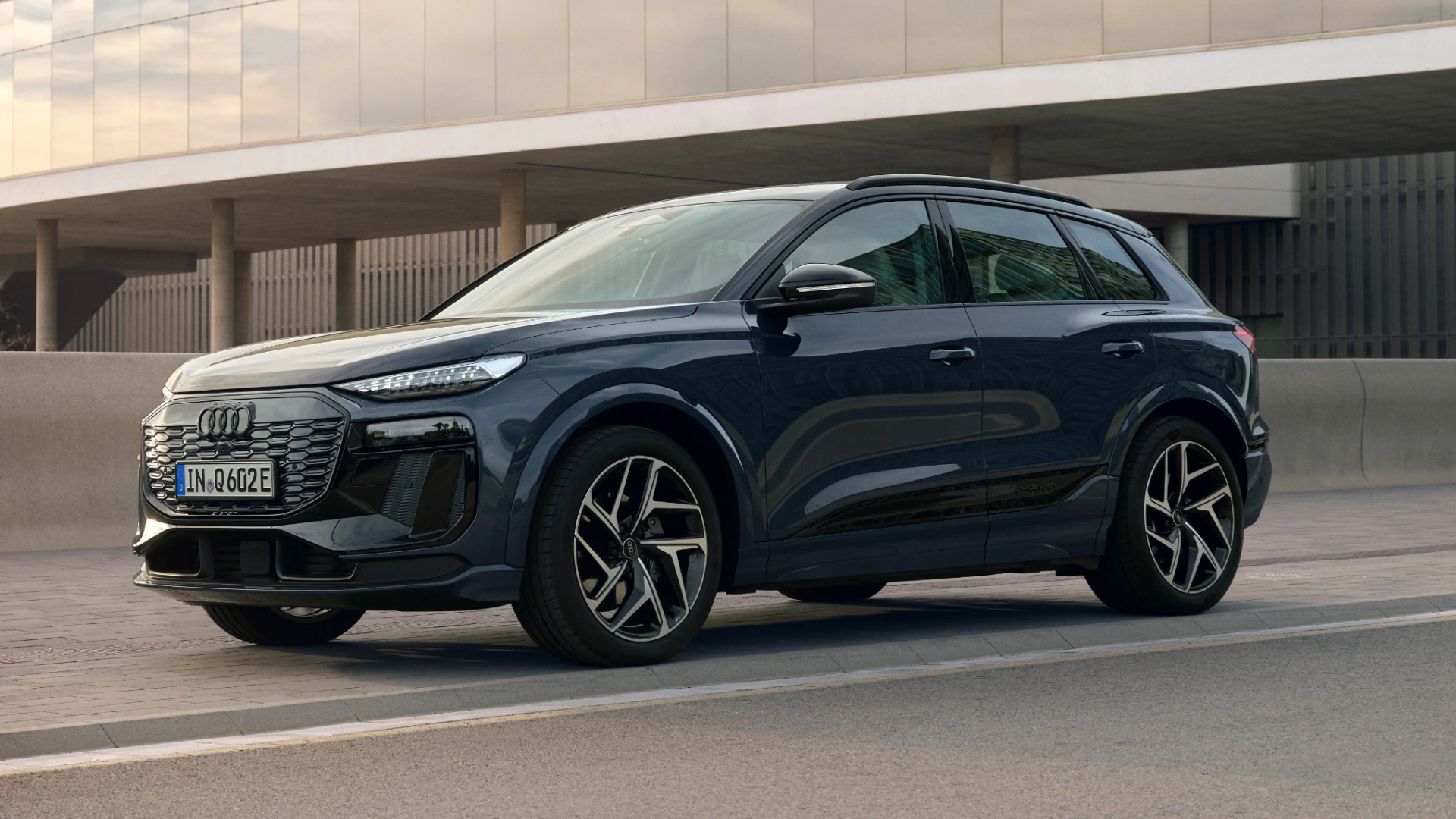 The Audi Q6 e-tron. 
